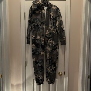 NWOT A2Z for kids camouflage onesie jumpsuit